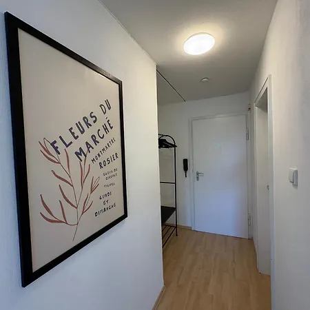 Stilvolles Fuer Bis Zu 4 Gaeste - Kueche & Balkon 아파트