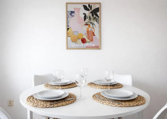 Daire Stilvolles Fuer Bis Zu 4 Gaeste - Kueche & Balkon *