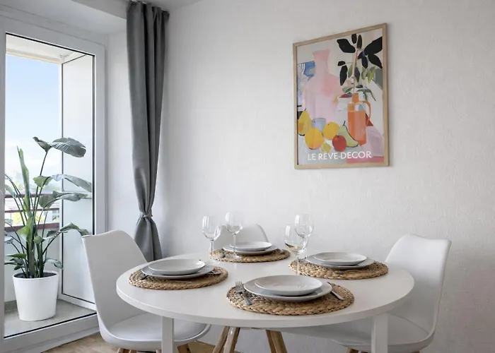Daire Stilvolles Fuer Bis Zu 4 Gaeste - Kueche & Balkon